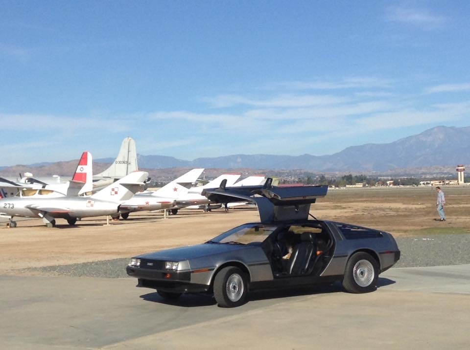 DeLorean Delta Mike Charlie Twelve - Cleared for takeoff!